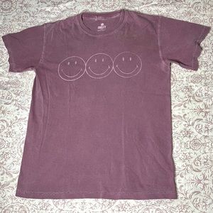 Smiley 100% Cotton Purple Graphic T-Shirt / Men’s S (see measurements!)